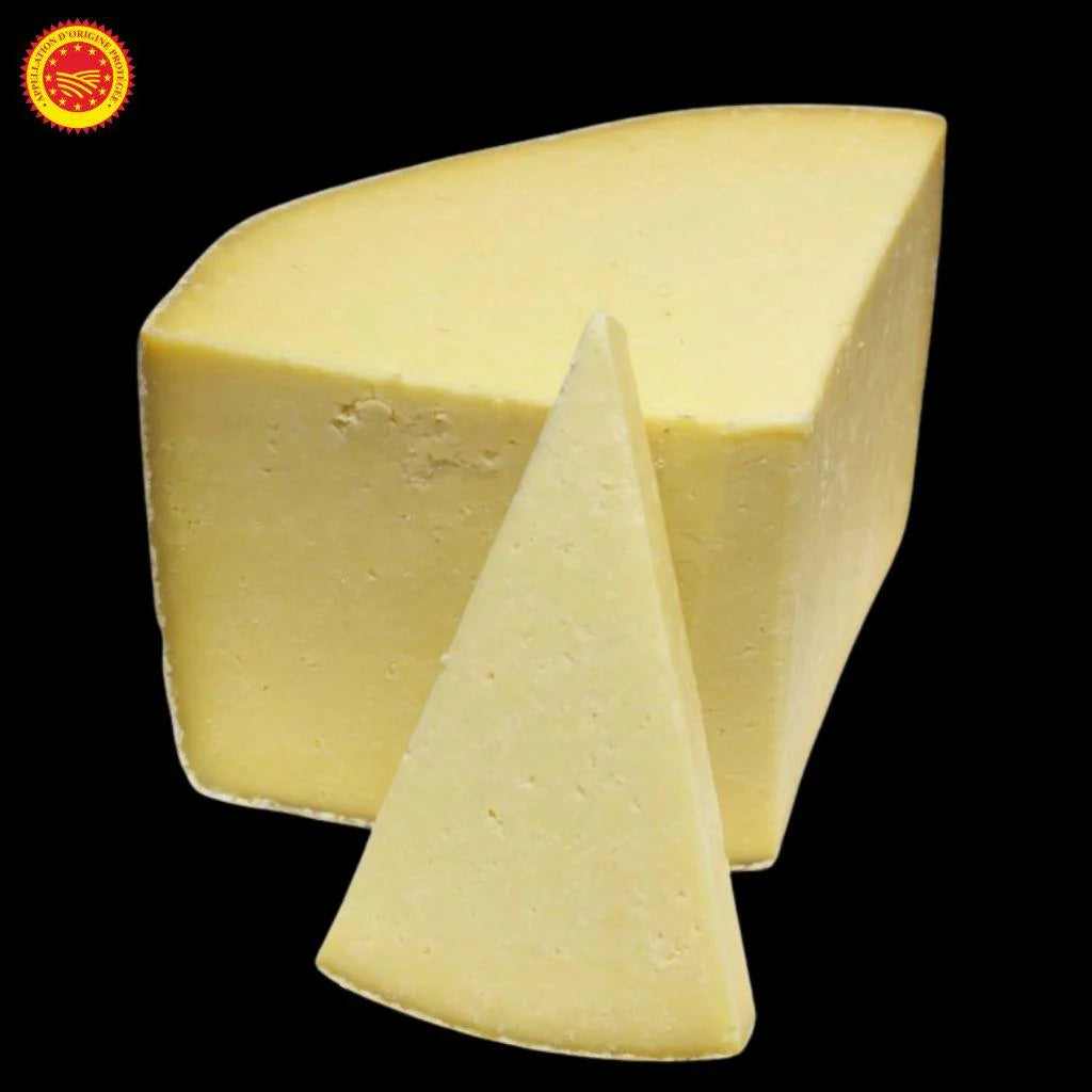 Cantal fermier AOP 100% lait de Salers +/- 250gr